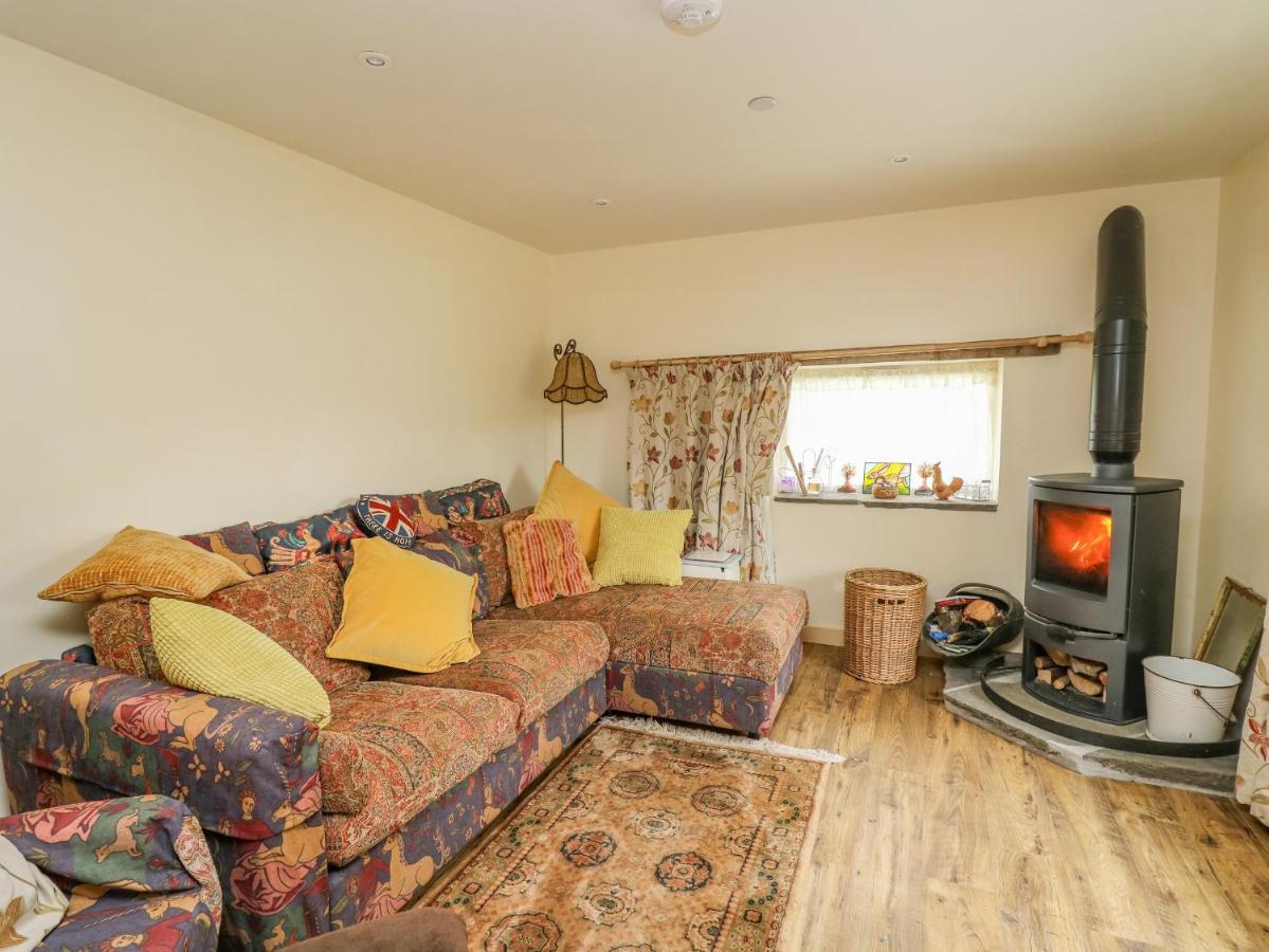 Buzzards Breg Villa Builth Wells Bagian luar foto