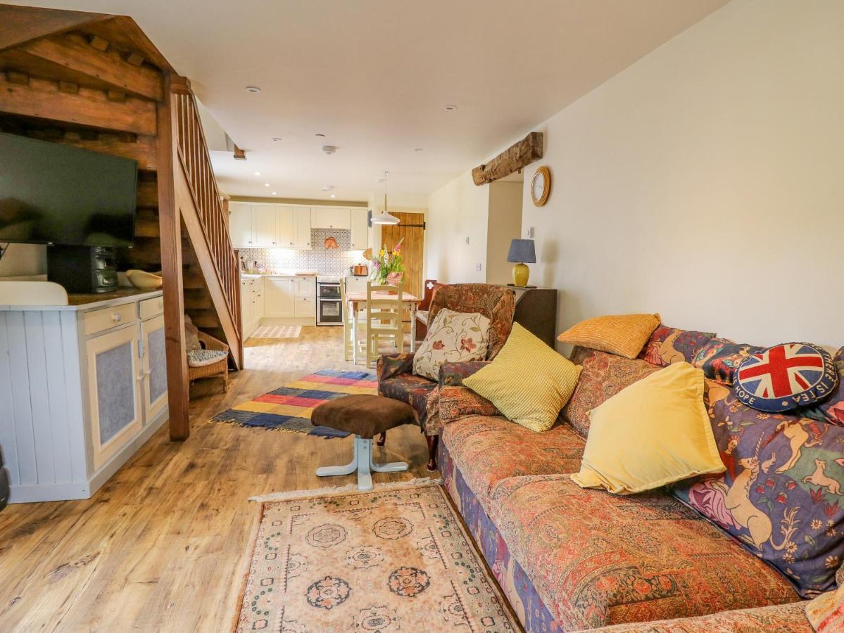 Buzzards Breg Villa Builth Wells Bagian luar foto
