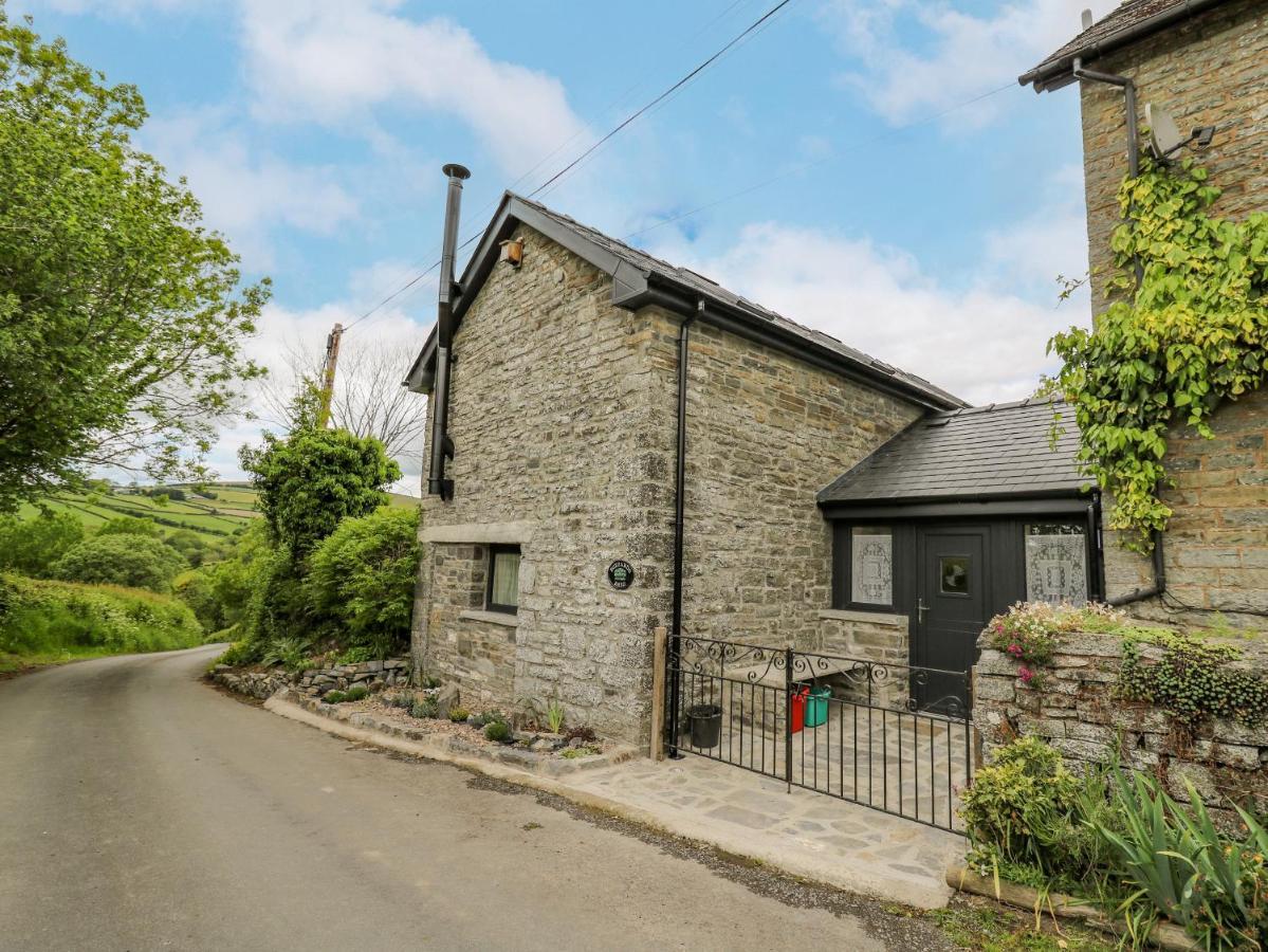 Buzzards Breg Villa Builth Wells Bagian luar foto