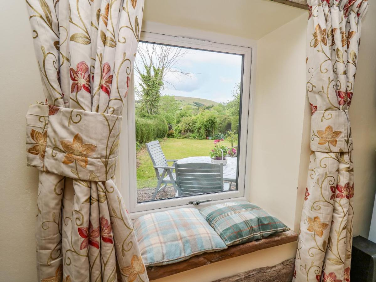 Buzzards Breg Villa Builth Wells Bagian luar foto