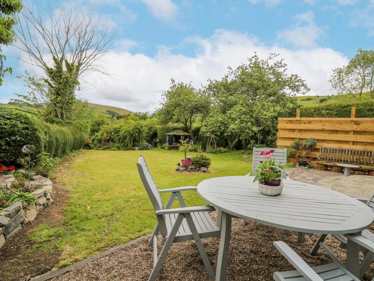 Buzzards Breg Villa Builth Wells Bagian luar foto