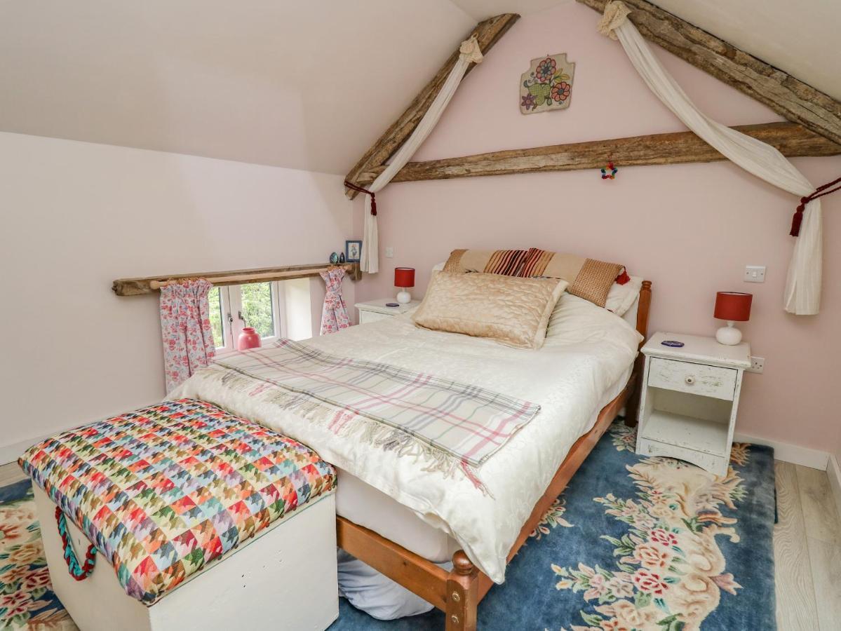 Buzzards Breg Villa Builth Wells Bagian luar foto