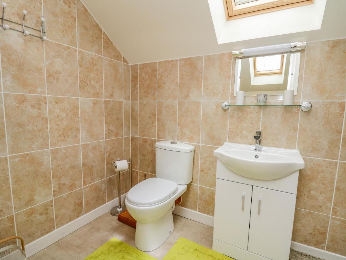 Buzzards Breg Villa Builth Wells Bagian luar foto